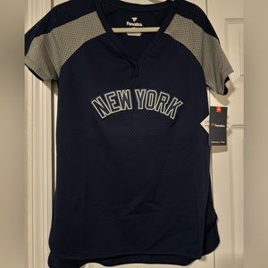 New York Yankees Fanatics Women’s Jersey NWT